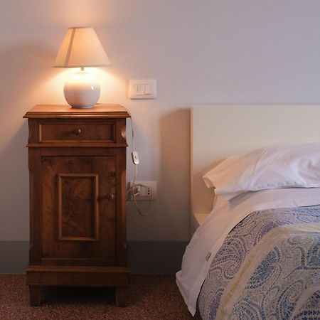 Vicolo Folletto Home Reggio Emilia Cameră foto