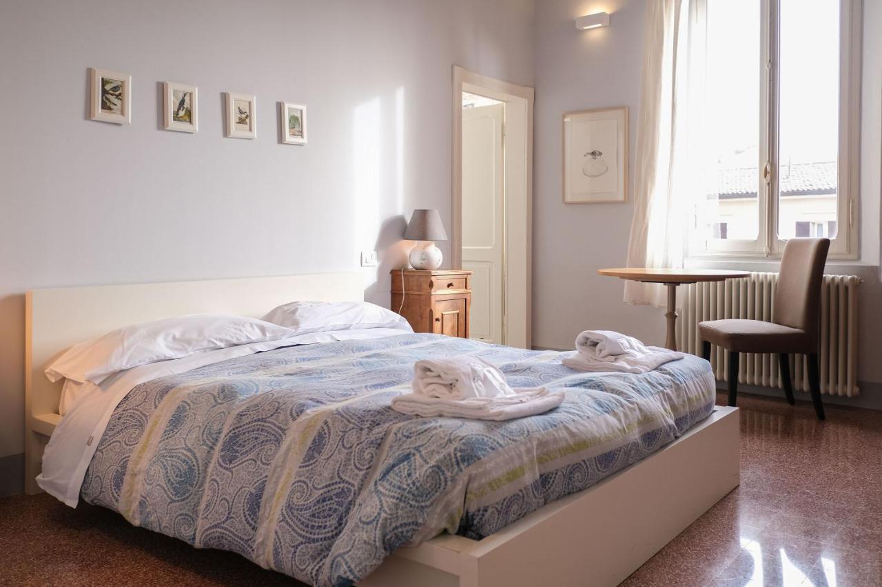 Vicolo Folletto Home Reggio Emilia Cameră foto